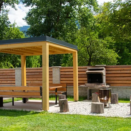 Apartmaji Enia Ratece-planica,