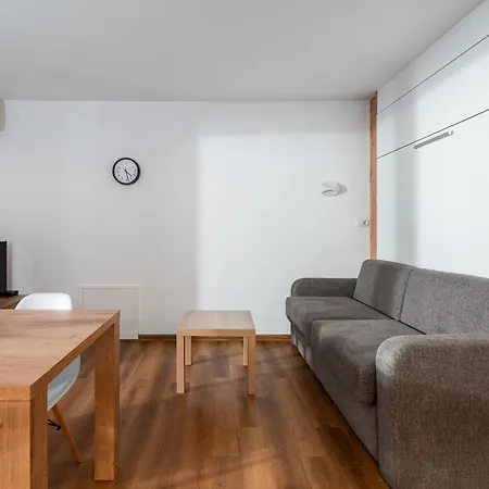 Apartmaji Enia Ratece-planica, * Краньска Гора