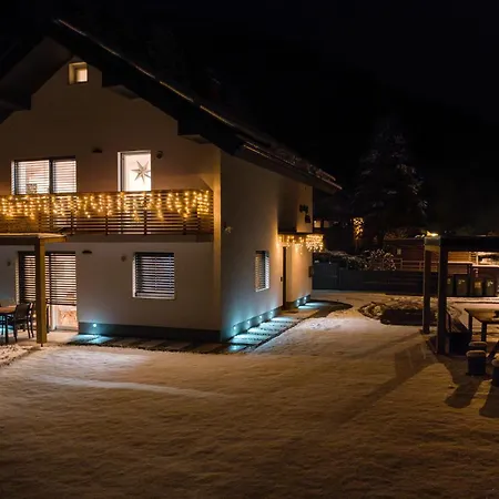 Daire Apartmaji Enia Ratece-planica,