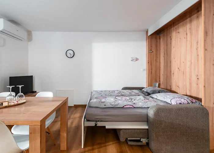 Apartmaji Enia Ratece-planica,